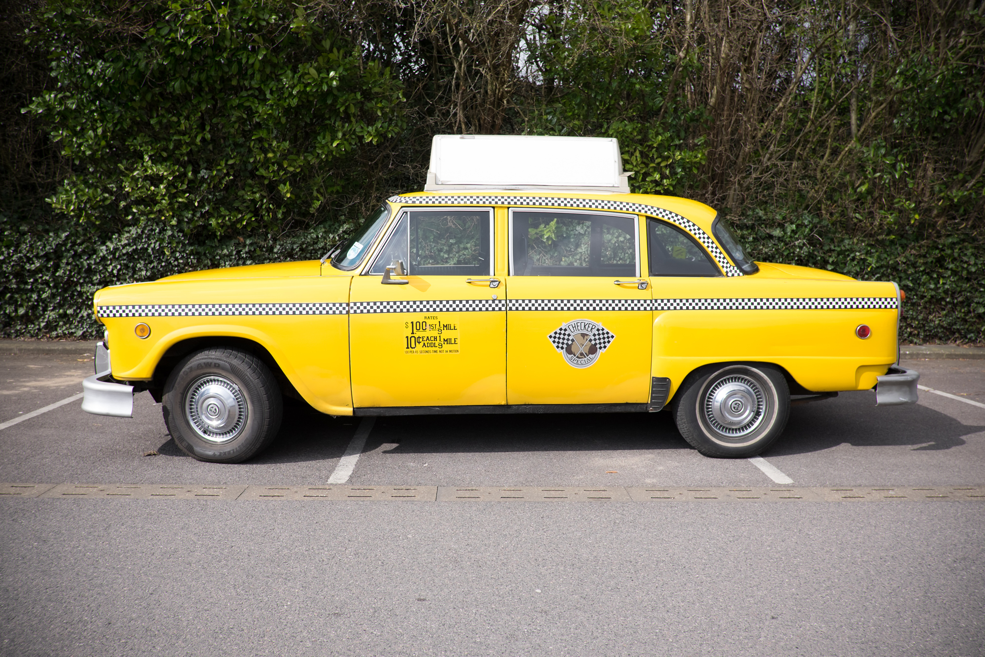 Старый таксопарк. КЭБ такси. Английское такси. Такси Великобритании. Cab такси.
