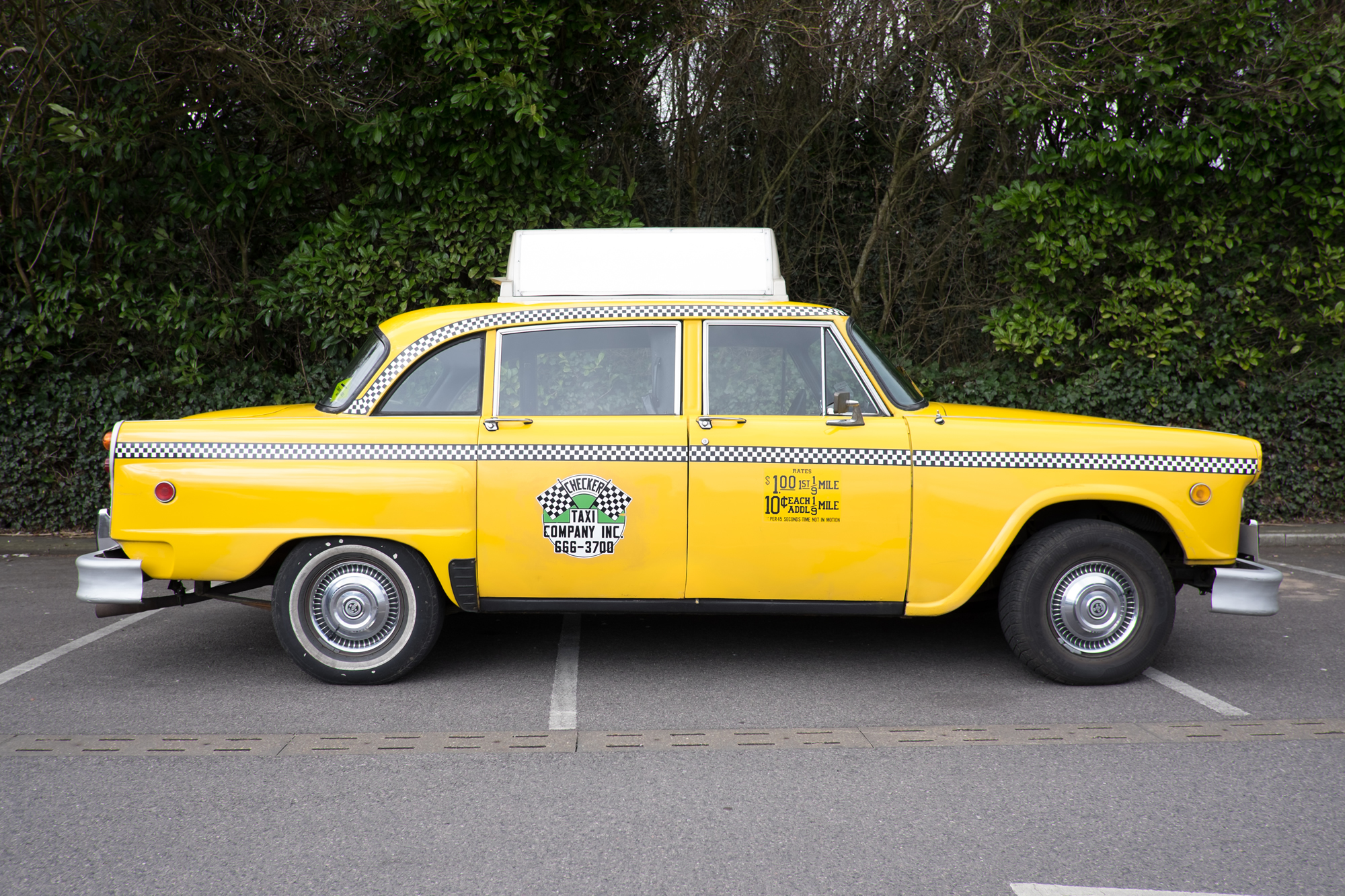 Ford 1950 Yellow Cab Taxi